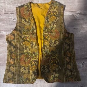 Vintage-Style Floral Tapestry Vest